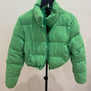 PrettyLittleThing Vibrant Green Puffer Jacket